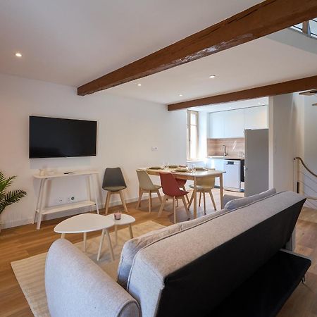 Le Rempart Harmonieux - Triplex Au Pied De La Cite Lägenhet Carcassonne Exteriör bild